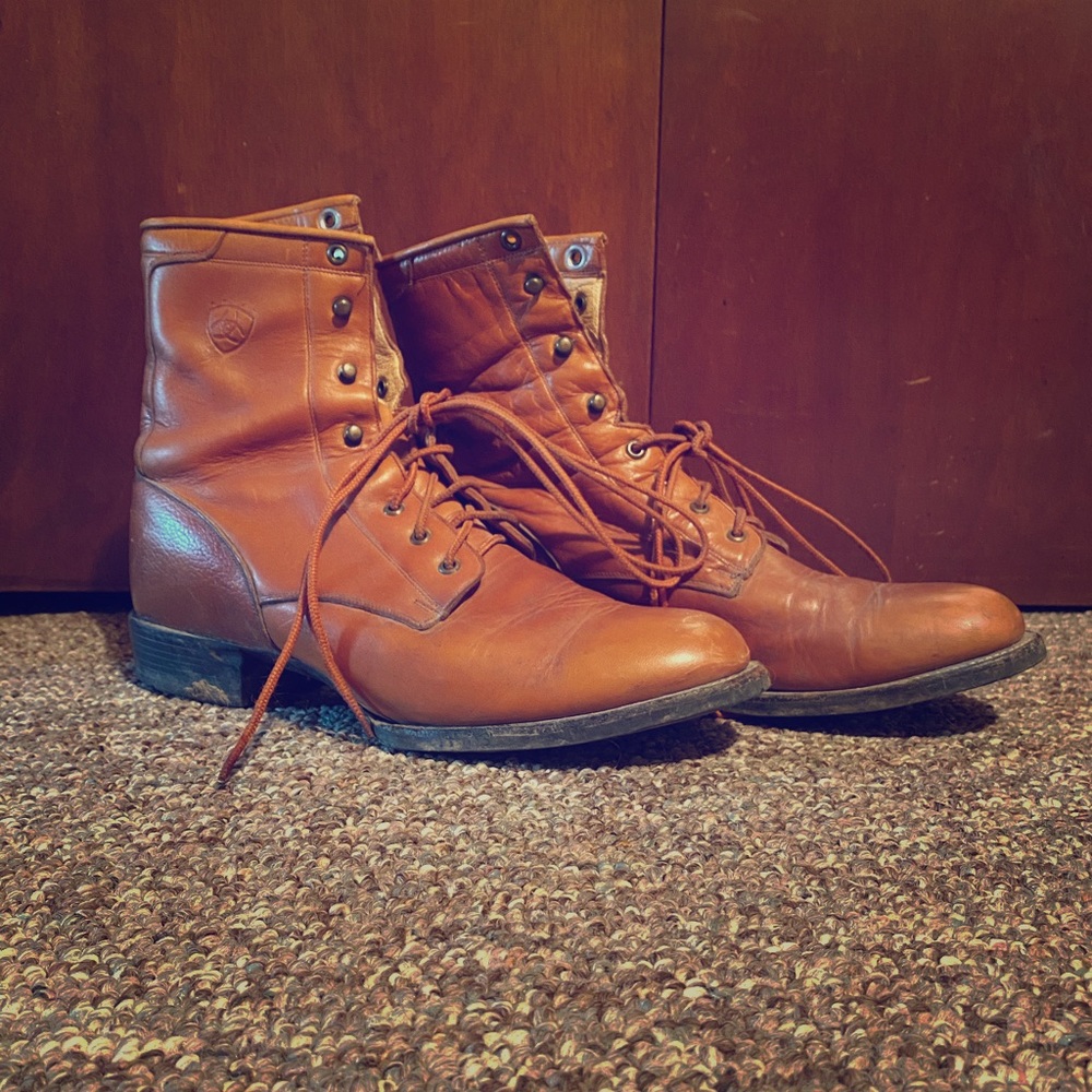 Artist short lace boots